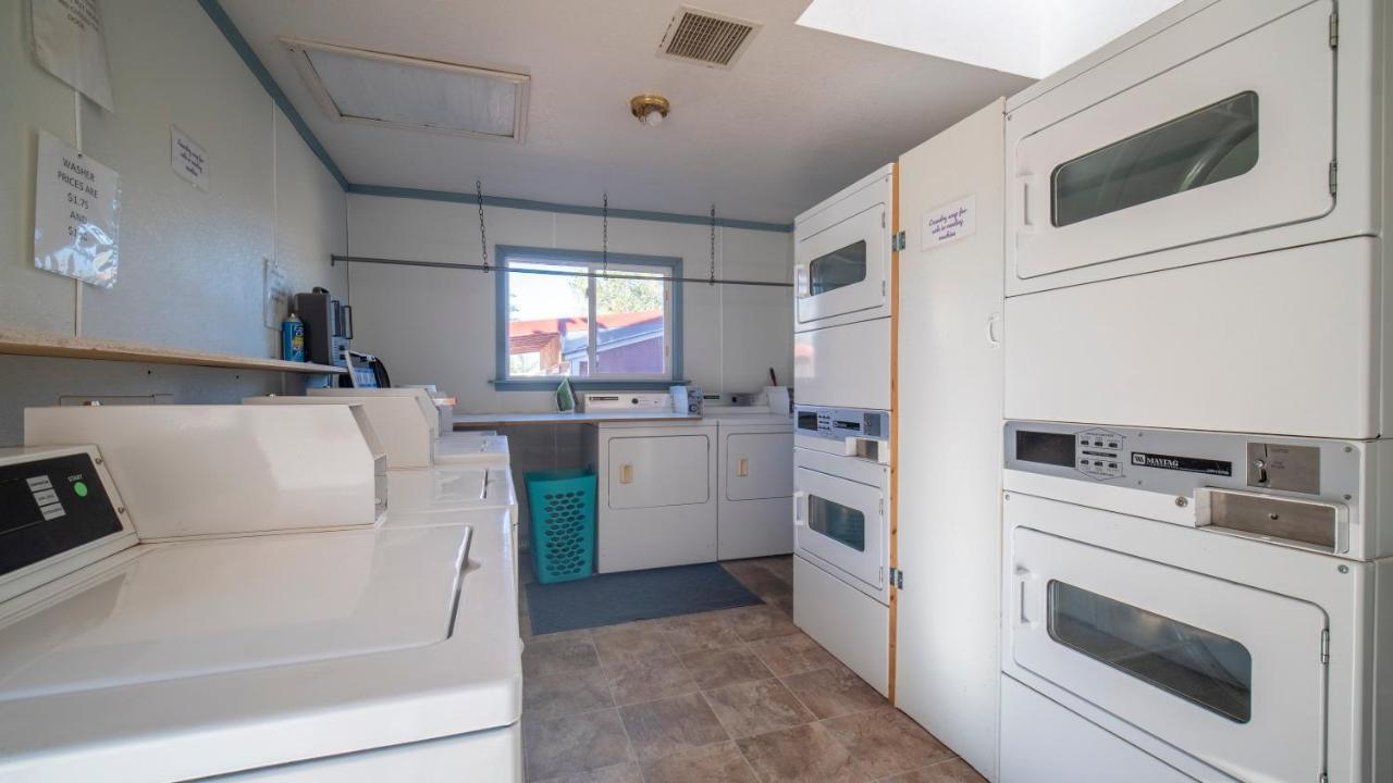 Funstays Glamping Setup Tent In Rv Park #4 Ok-T4 Moab Εξωτερικό φωτογραφία