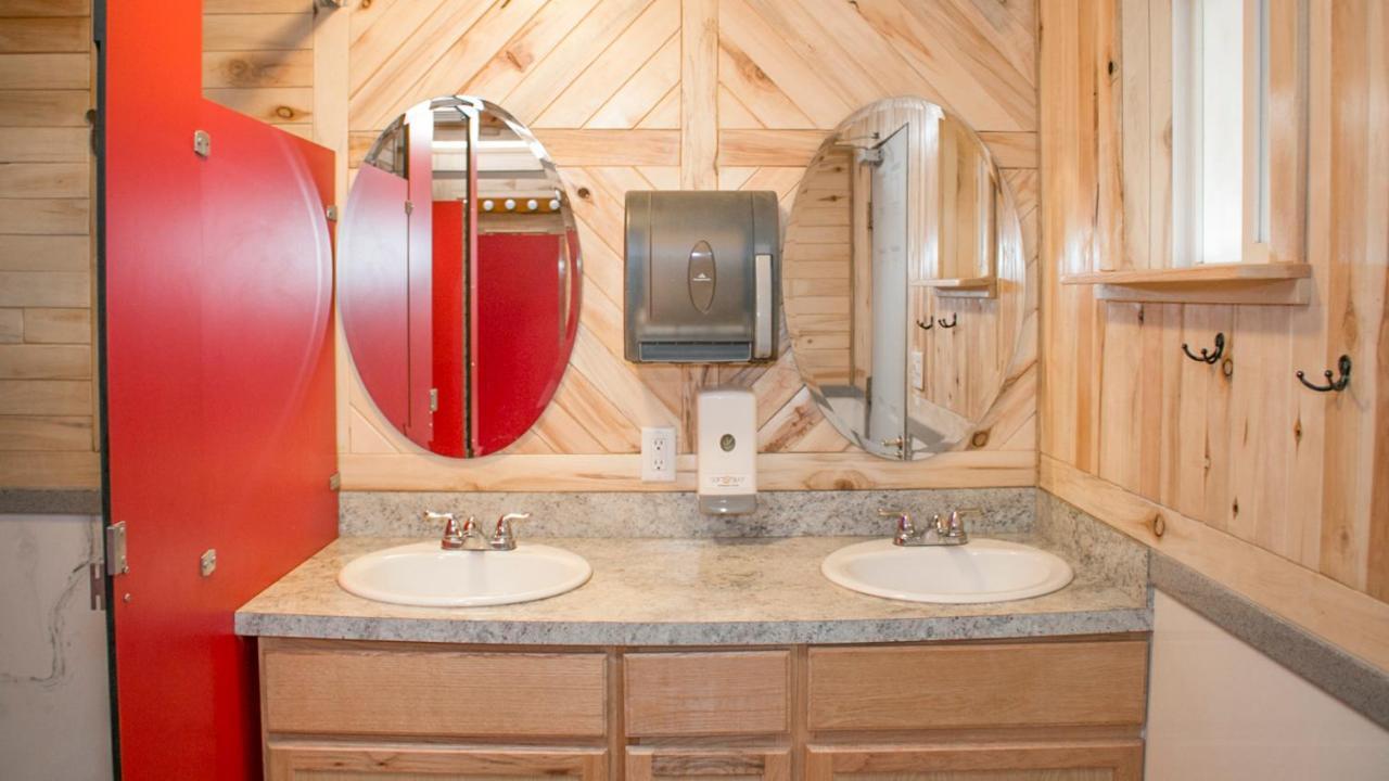 Funstays Glamping Setup Tent In Rv Park #4 Ok-T4 Moab Εξωτερικό φωτογραφία